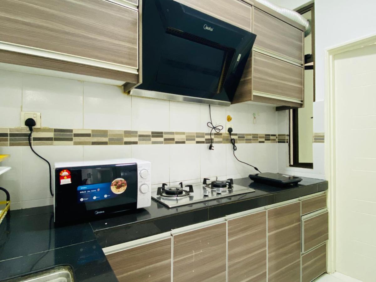 Cozy 1-10 Pax 4Qbeds 2Sbeds Shah Alam Sec7, I-City Ngoại thất bức ảnh