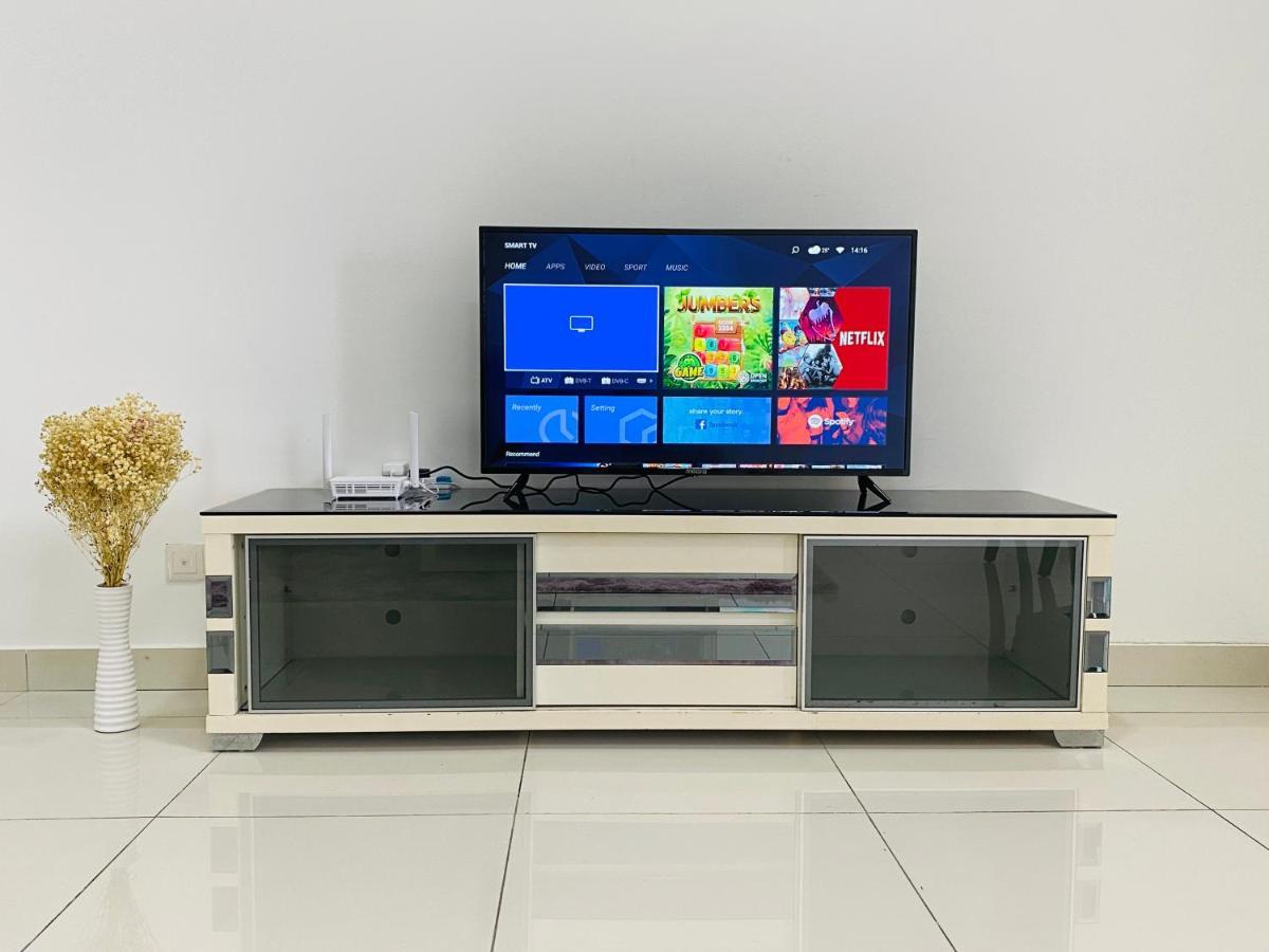 Cozy 1-10 Pax 4Qbeds 2Sbeds Shah Alam Sec7, I-City Ngoại thất bức ảnh