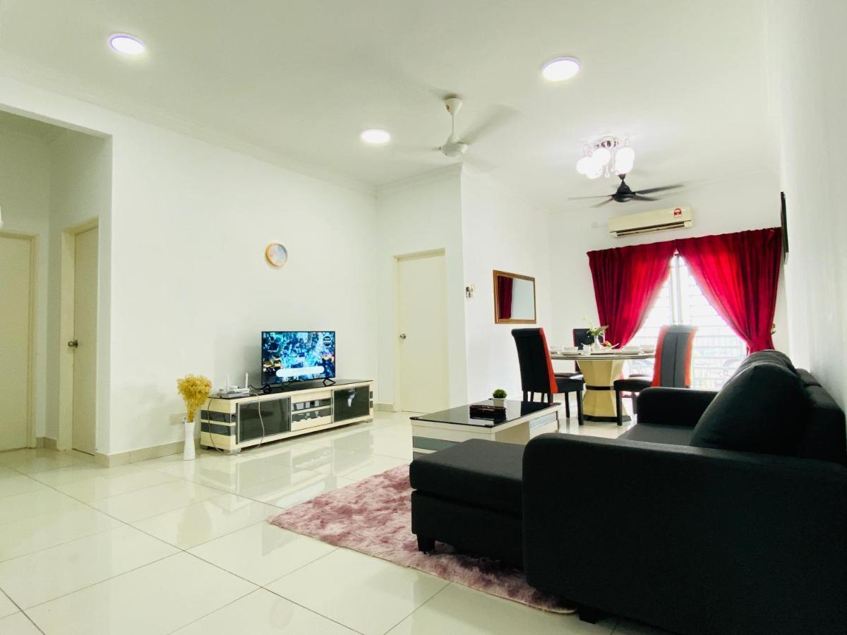 Cozy 1-10 Pax 4Qbeds 2Sbeds Shah Alam Sec7, I-City Ngoại thất bức ảnh