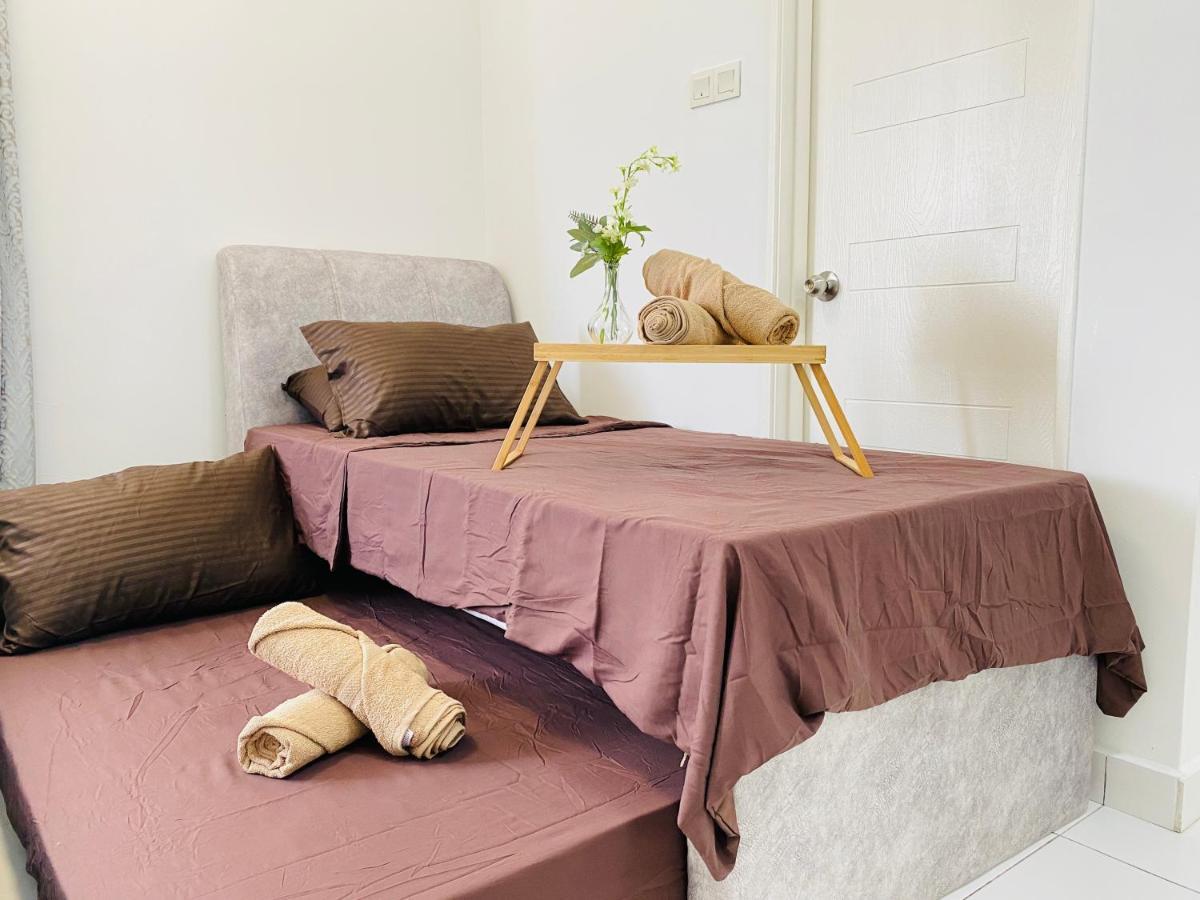 Cozy 1-10 Pax 4Qbeds 2Sbeds Shah Alam Sec7, I-City Ngoại thất bức ảnh